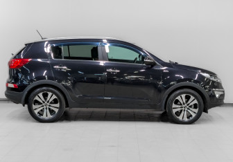 Подержанный автомобиль Kia Sportage 2011 года (4 фото)