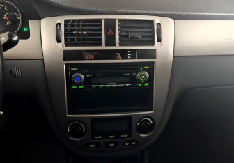 Подержанный автомобиль Chevrolet Lacetti Sedan 2007 года (13 фото)