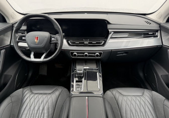 Подержанный автомобиль Hongqi HS5 2023 года (17 фото)