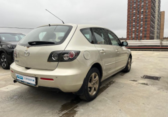 Подержанный автомобиль Mazda 3 Hatchback 2006 года (4 фото)