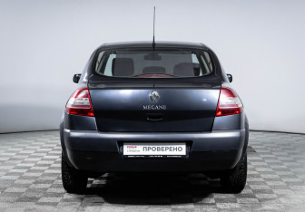 Подержанный автомобиль Renault Megane Sedan 2008 года (6 фото)