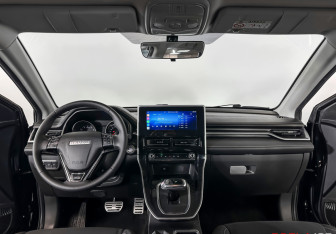 Подержанный автомобиль Haval M6 2023 года (13 фото)