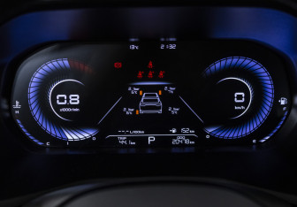 Подержанный автомобиль Geely Emgrand 2023 года (13 фото)