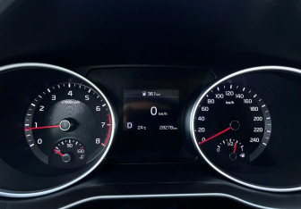 Подержанный автомобиль Kia Ceed Hatchback 2020 года (15 фото)