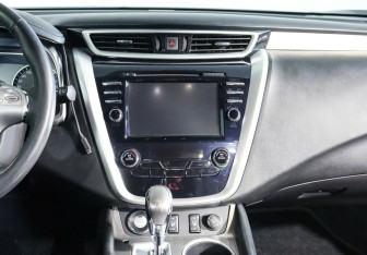 Подержанный автомобиль Nissan Murano Suv 2017 года (10 фото)