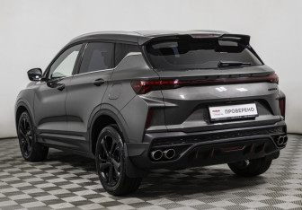Подержанный автомобиль Geely Coolray 2024 года (7 фото)