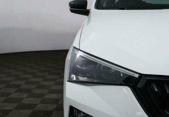 Подержанный автомобиль Skoda Rapid Liftback 2021 года (7 фото)