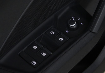 Подержанный автомобиль Audi A3 Sedan 2021 года (14 фото)