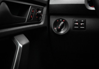 Подержанный автомобиль Volkswagen Caddy Compactvan 2019 года (12 фото)