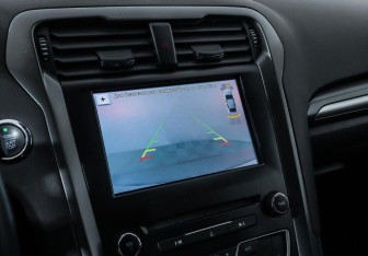 Подержанный автомобиль Ford Mondeo Wagon 2018 года (12 фото)