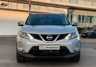 Подержанный автомобиль Nissan Qashqai 2018 года (2 фото)