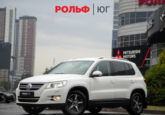 Подержанный автомобиль Volkswagen Tiguan 2011 года (2 фото)