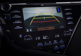 Подержанный автомобиль Toyota Camry Sedan 2020 года (17 фото)