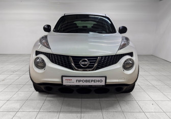 Подержанный автомобиль Nissan Juke 2013 года (2 фото)