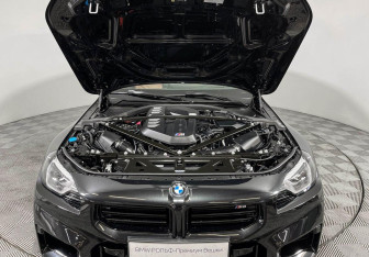 Подержанный автомобиль BMW M2 2023 года (21 фото)