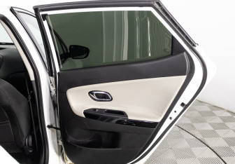 Подержанный автомобиль Kia Ceed Hatchback 2018 года (28 фото)