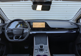 Новый Omoda C5 2024 (10 фото)