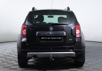 Подержанный автомобиль Renault Duster 2013 года (4 фото)