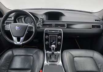 Подержанный автомобиль Volvo XC70 2014 года (11 фото)