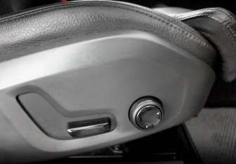 Подержанный автомобиль Volvo XC60 2020 года (26 фото)