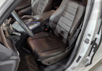Подержанный автомобиль Mercedes-Benz GLE 2019 года (20 фото)