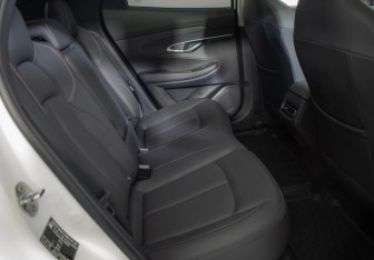 Подержанный автомобиль Changan UNI-T 2024 года (10 фото)