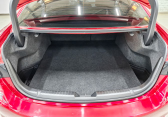 Подержанный автомобиль Mazda 6 Sedan 2021 года (10 фото)