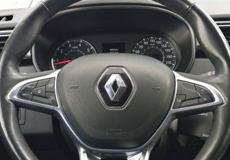 Подержанный автомобиль Renault Arkana 2019 года (18 фото)