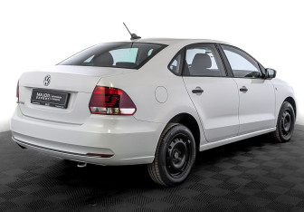 Подержанный автомобиль Volkswagen Polo Sedan 2019 года (5 фото)