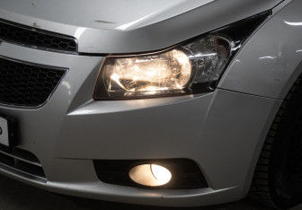 Подержанный автомобиль Chevrolet Cruze Sedan 2011 года (19 фото)