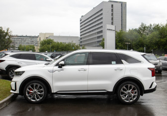 Подержанный автомобиль Kia Sorento 2020 года (6 фото)