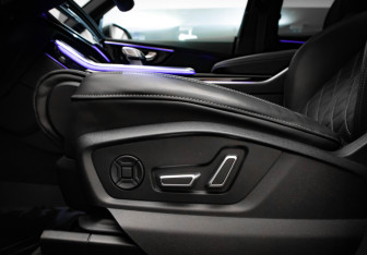 Подержанный автомобиль Audi SQ8 2024 года (20 фото)