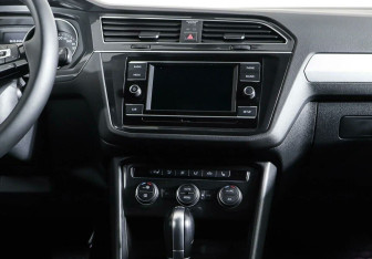 Подержанный автомобиль Volkswagen Tiguan 2017 года (13 фото)