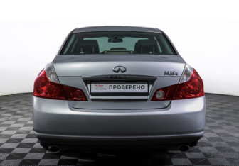 Подержанный автомобиль Infiniti M Sedan 2007 года (6 фото)