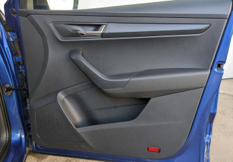 Подержанный автомобиль Skoda Karoq 2021 года (24 фото)