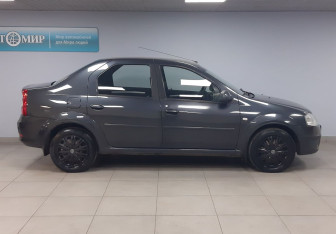 Подержанный автомобиль Renault Logan Sedan 2011 года (4 фото)