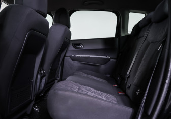 Подержанный автомобиль Peugeot 3008 2012 года (12 фото)