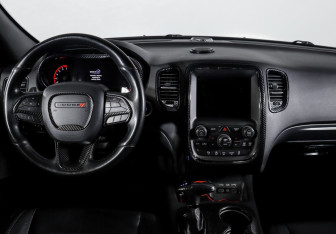 Подержанный автомобиль Dodge Durango 2019 года (13 фото)