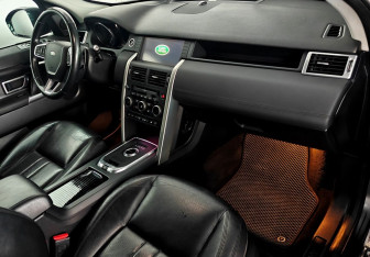 Подержанный автомобиль Land Rover Discovery Sport 2016 года (11 фото)