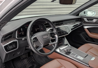 Подержанный автомобиль Audi A6 Sedan 2022 года (15 фото)