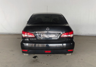 Подержанный автомобиль Nissan Almera Sedan 2017 года (5 фото)