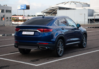 Подержанный автомобиль Geely Tugella 2021 года (5 фото)