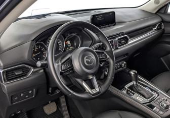 Подержанный автомобиль Mazda CX-5 2017 года (15 фото)