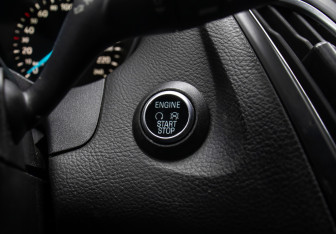 Подержанный автомобиль Ford Focus Hatchback 2017 года (21 фото)