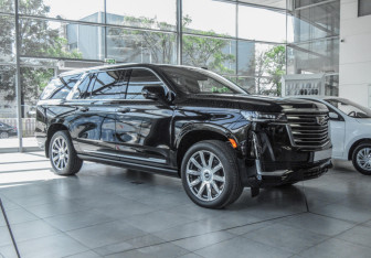 Новый Cadillac Escalade Suv 2024 (3 фото)