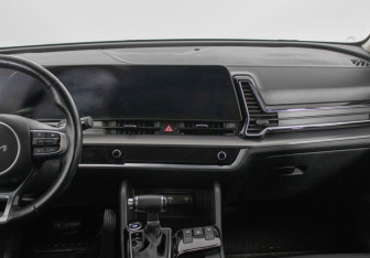 Подержанный автомобиль Kia Sportage 2023 года (14 фото)