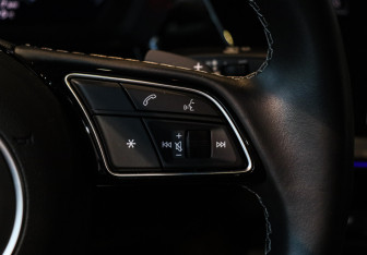 Подержанный автомобиль Audi A3 Sedan 2024 года (24 фото)