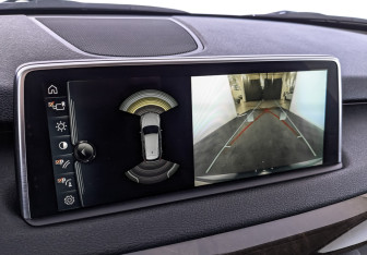 Подержанный автомобиль BMW X5 2017 года (27 фото)