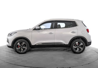 Подержанный автомобиль Chery Tiggo 4 Pro 2023 года (8 фото)