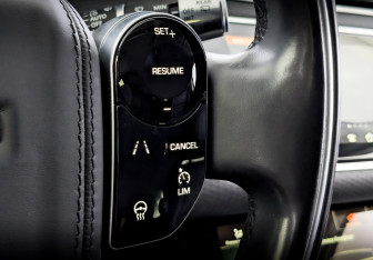 Подержанный автомобиль Land Rover Range Rover Evoque 2020 года (30 фото)